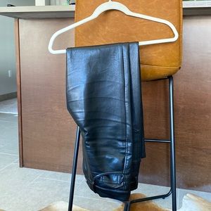 Aritzia Melina Pants in Black — US 2